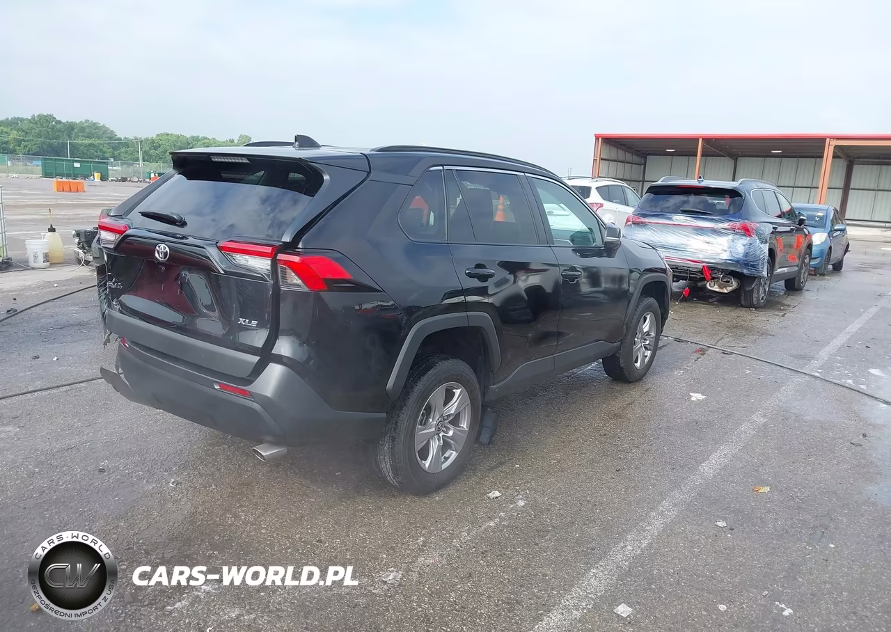 2023 Toyota Rav4 Xle VIN:2T3W1RFV0PW281396 - 4