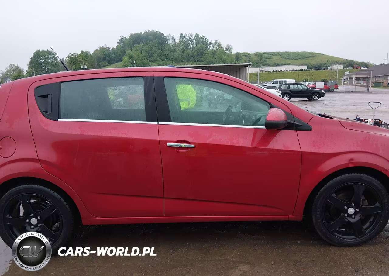 CHEVROLET SONIC VIN:1G1JF6SB1E4146520 - 13