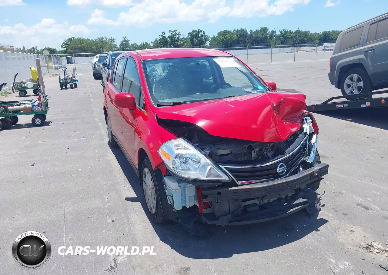 2011 Nissan Versa 1.8S