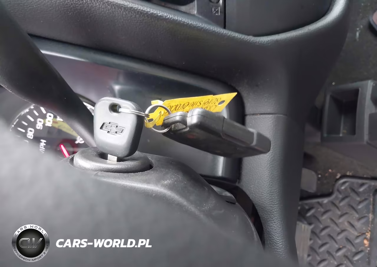 2018 Chevrolet Silverado 1500 Custom VIN:3GCUKPEC0JG320097 - 11
