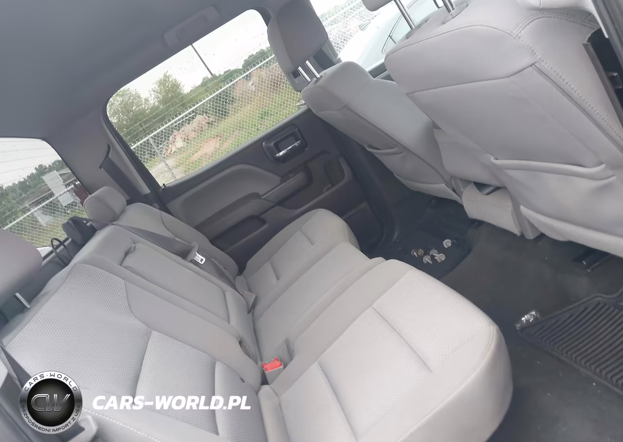 2018 Chevrolet Silverado 1500 Custom VIN:3GCUKPEC0JG320097 - 8
