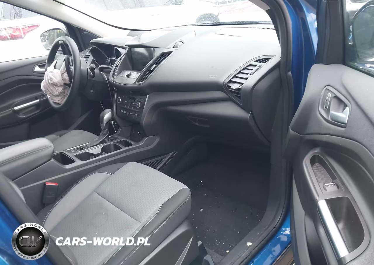 2019 Ford Escape Se VIN:1FMCU9GD3KUC14860 - 5