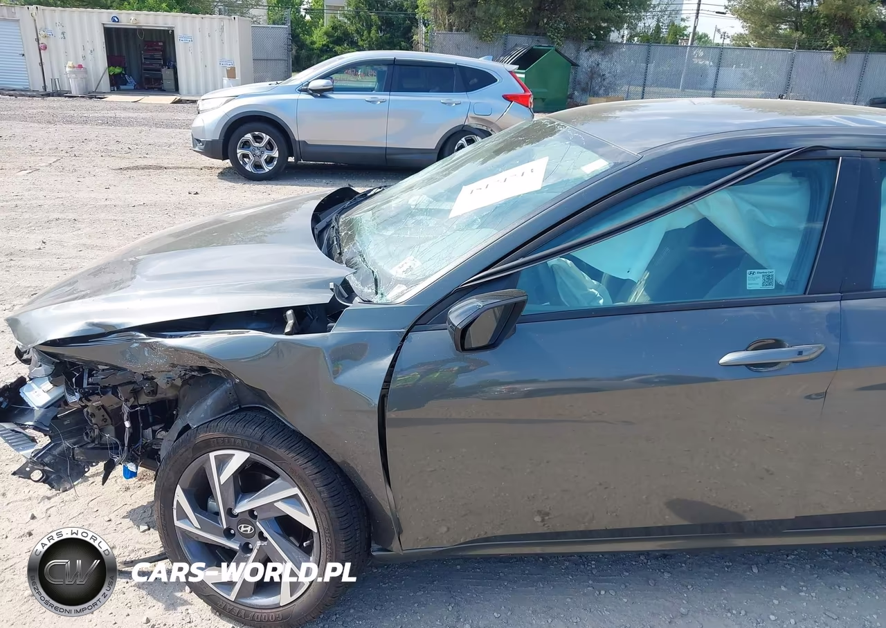 2025 Hyundai Elantra Sel Sport VIN:KMHLM4DG5SU972006 - 12