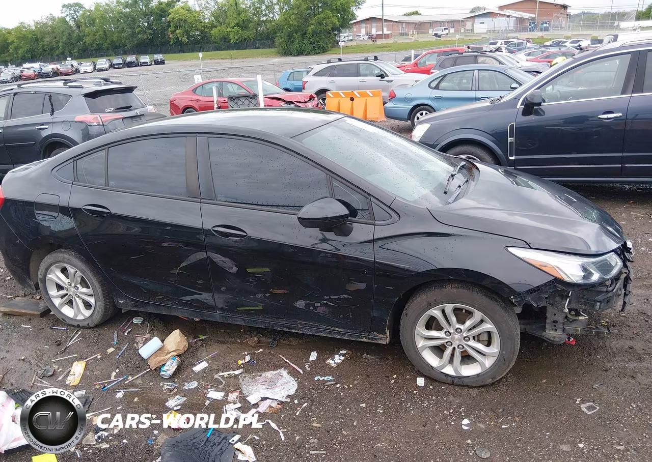 2019 Chevrolet Cruze Ls VIN:1G1BC5SM1K7132412 - 13
