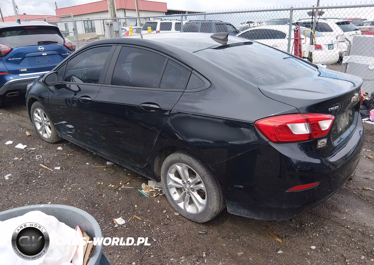 2019 Chevrolet Cruze Ls VIN:1G1BC5SM1K7132412 - 3