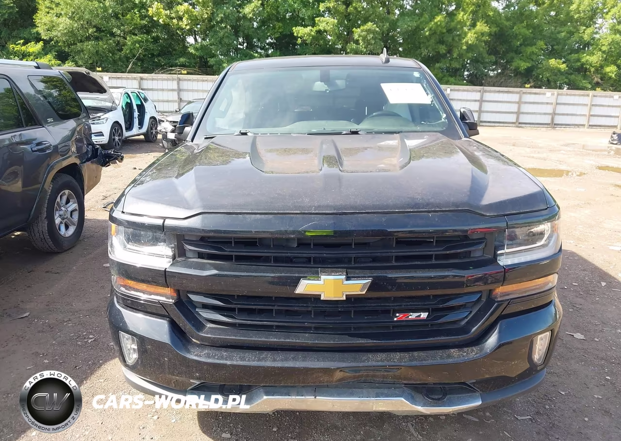 2018 Chevrolet Silverado 1500 2Lt VIN:1GCVKREC5JZ347375 - 12