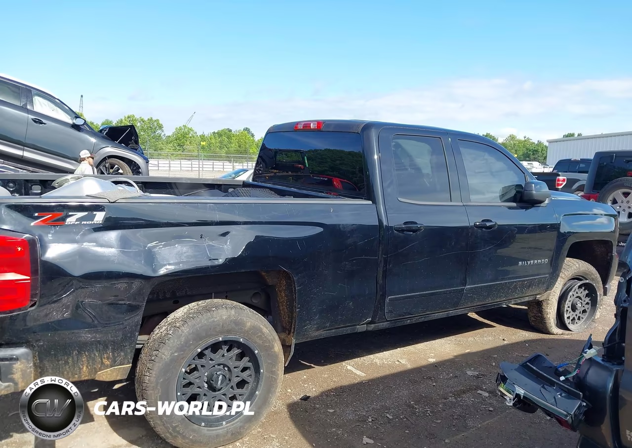 2018 Chevrolet Silverado 1500 2Lt VIN:1GCVKREC5JZ347375 - 13