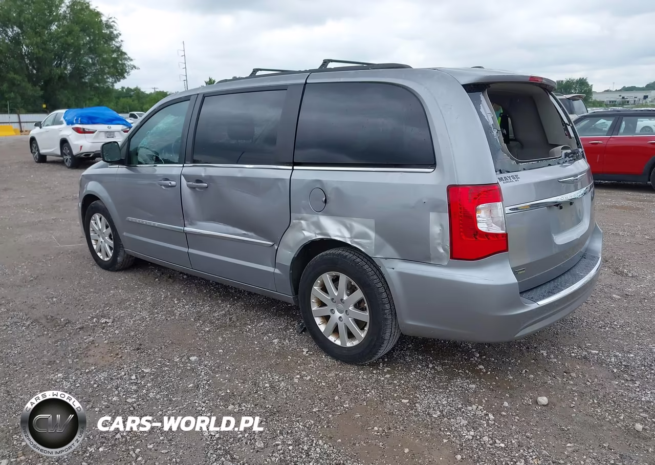 2013 Chrysler Town & Country Touring VIN:2C4RC1BG9DR705518 - 3