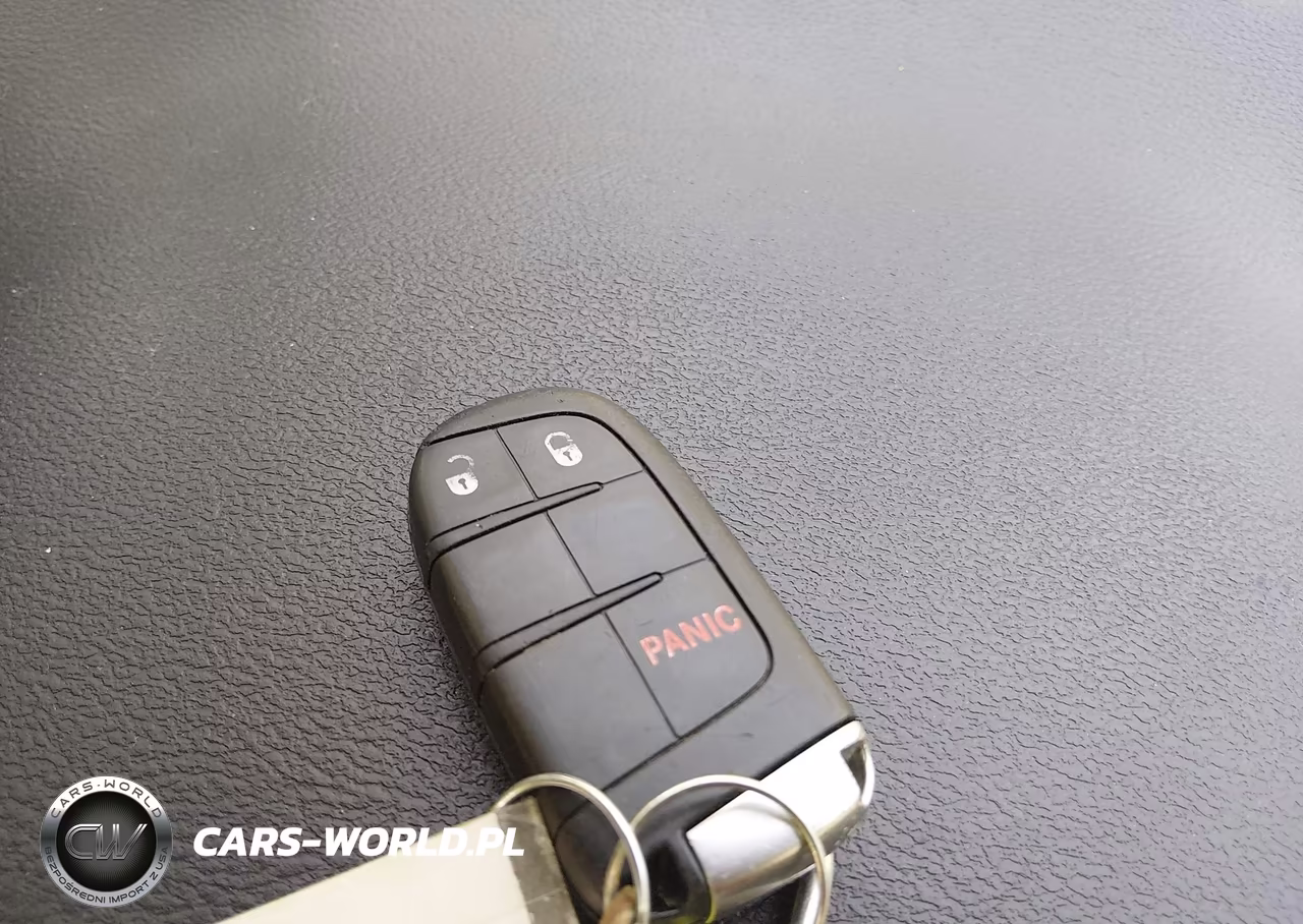 2020 Dodge Journey Crossroad VIN:3C4PDCGB1LT265464 - 11