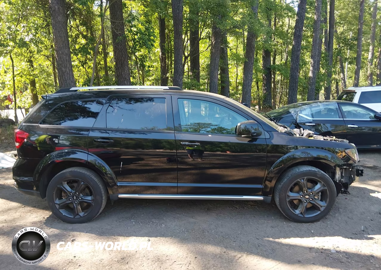 2020 Dodge Journey Crossroad VIN:3C4PDCGB1LT265464 - 14