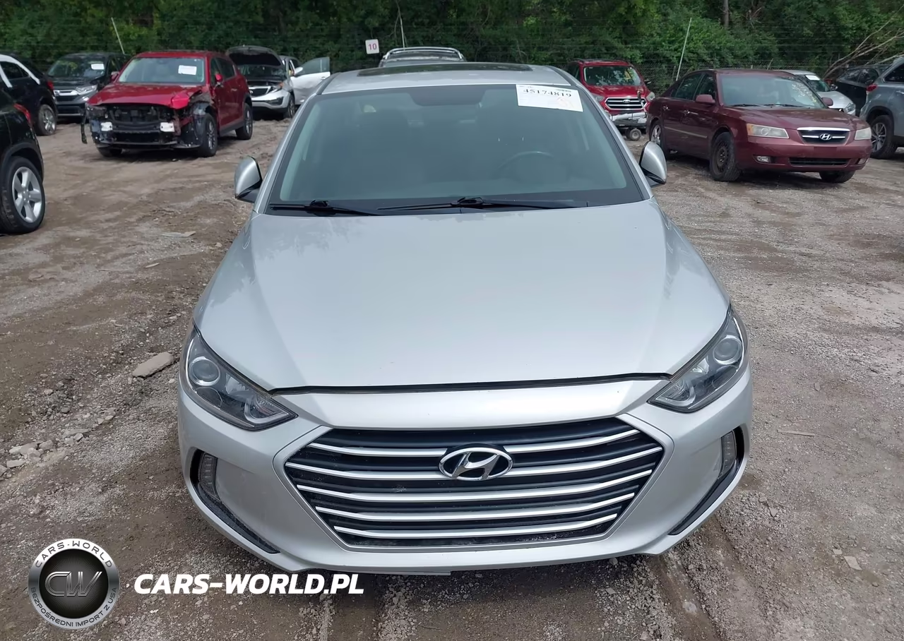2018 Hyundai Elantra Value Edition VIN:5NPD84LF7JH402362 - 12