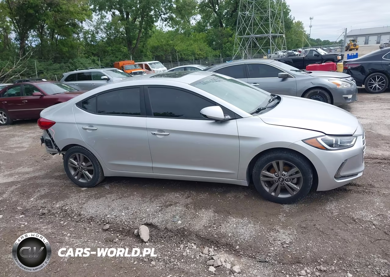 2018 Hyundai Elantra Value Edition VIN:5NPD84LF7JH402362 - 13