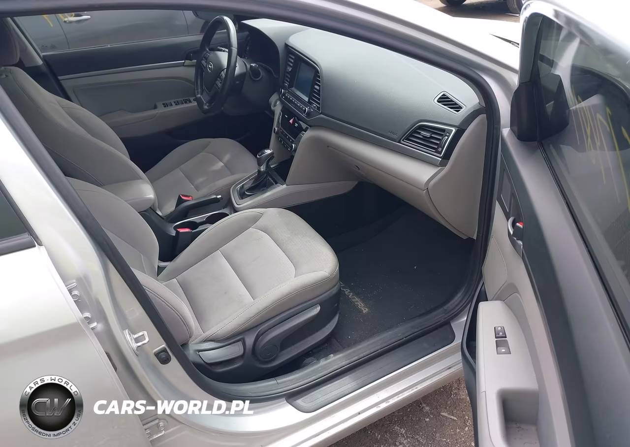 2018 Hyundai Elantra Value Edition VIN:5NPD84LF7JH402362 - 5