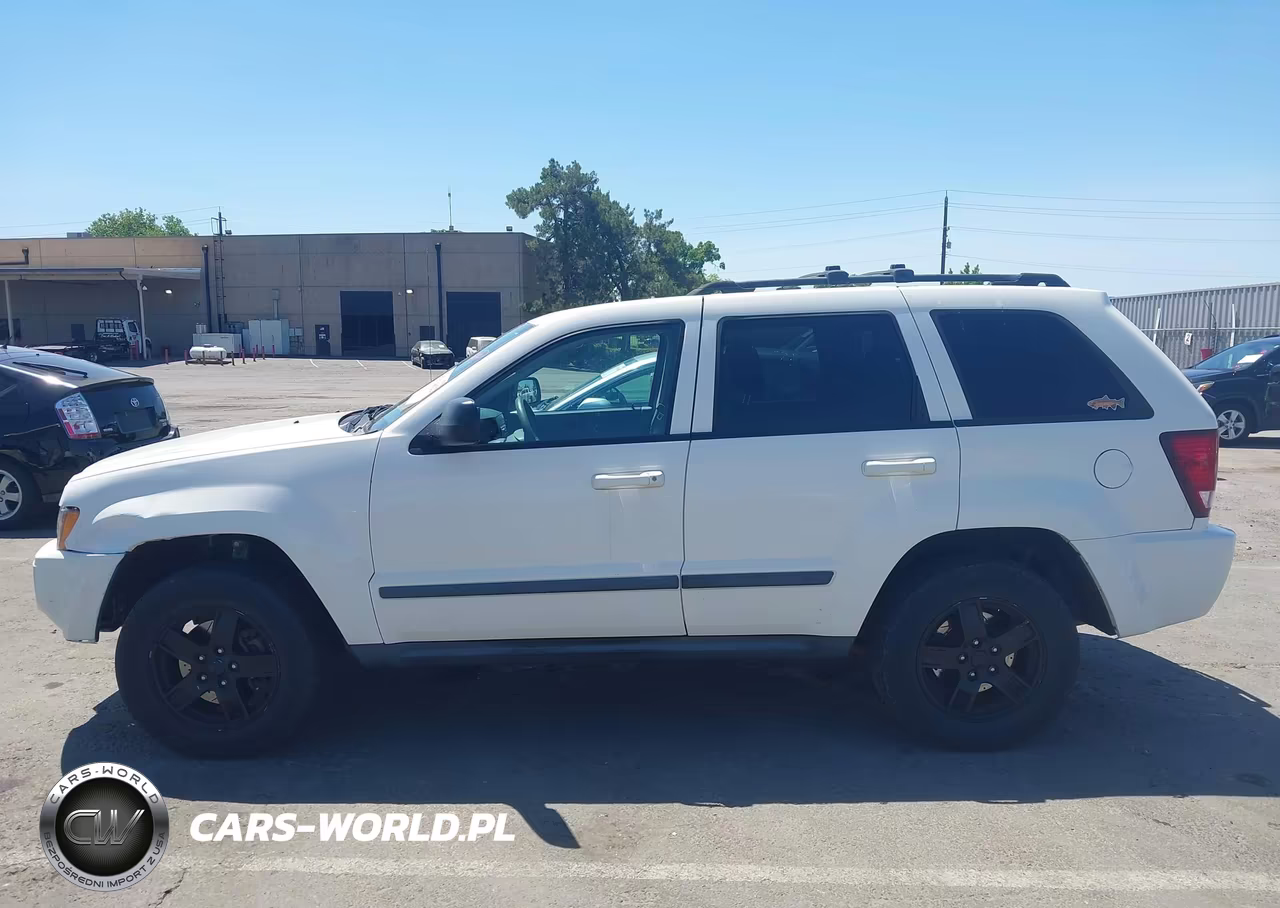 2007 Jeep Grand Cherokee Laredo VIN:1J8GR48K17C577056 - 14