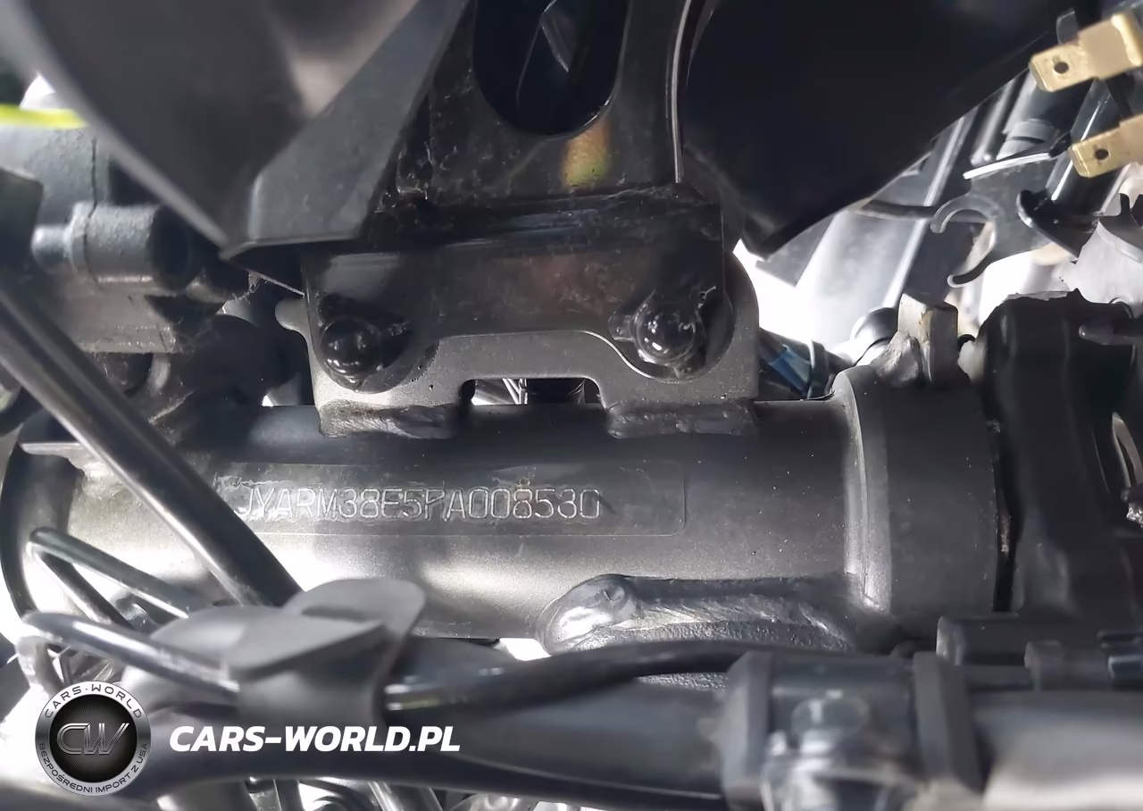 2023 Yamaha Yzfr7 VIN:JYARM38E5PA008530 - 10