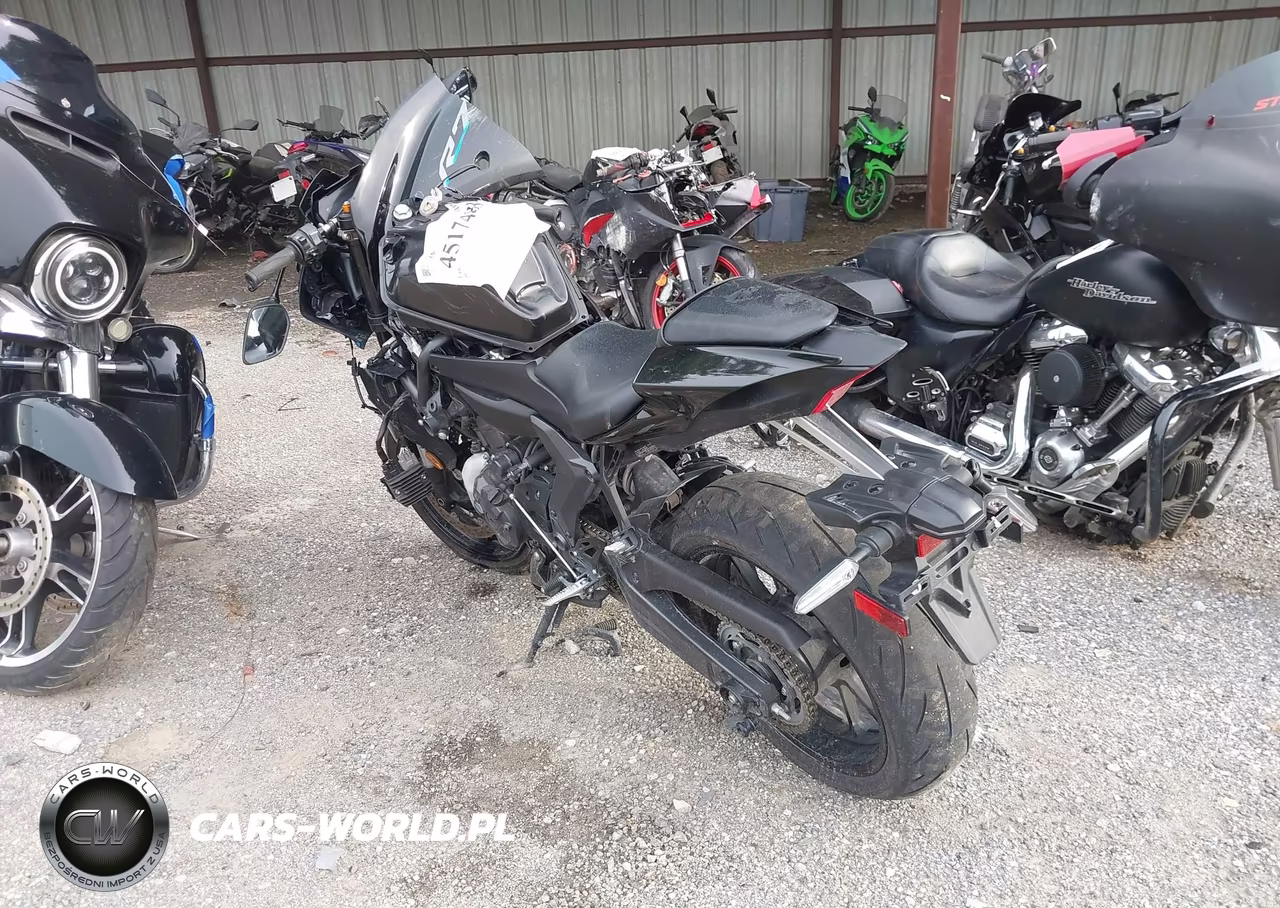 2023 Yamaha Yzfr7 VIN:JYARM38E5PA008530 - 3