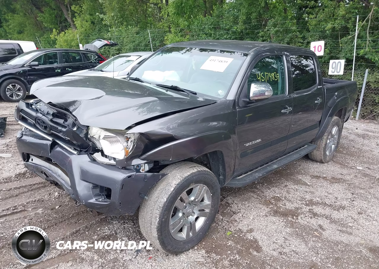 2014 Toyota Tacoma Base V6 VIN:3TMLU4EN7EM155579 - 2