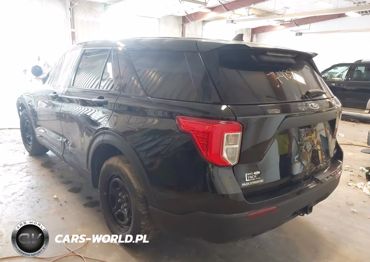 2024 Ford Police Interceptor Utility VIN:1FM5K8AB7RGA25833 - 3