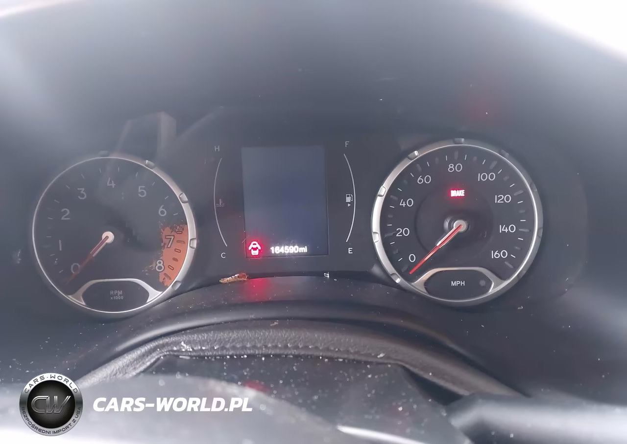2018 Jeep Renegade Altitude Fwd VIN:ZACCJABBXJPG67815 - 7