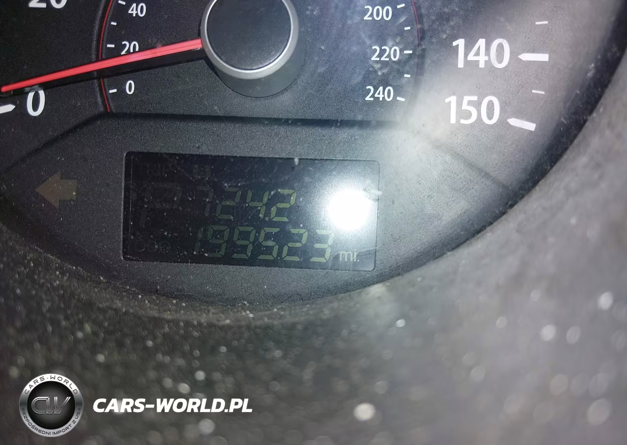 2011 Kia Sorento Lx VIN:5XYKT3A18BG070495 - 7