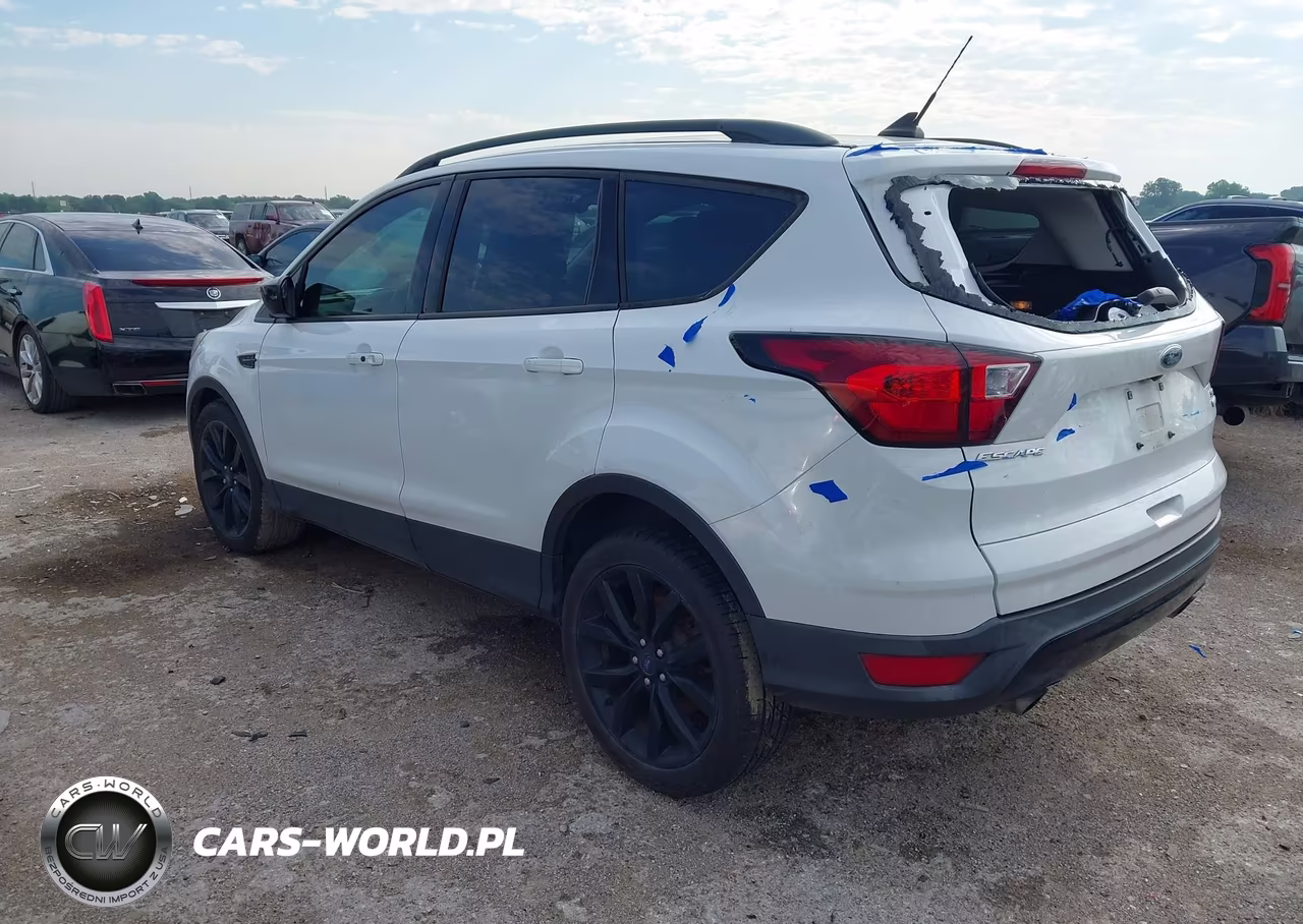 2019 Ford Escape Se VIN:1FMCU0GD9KUC02305 - 3