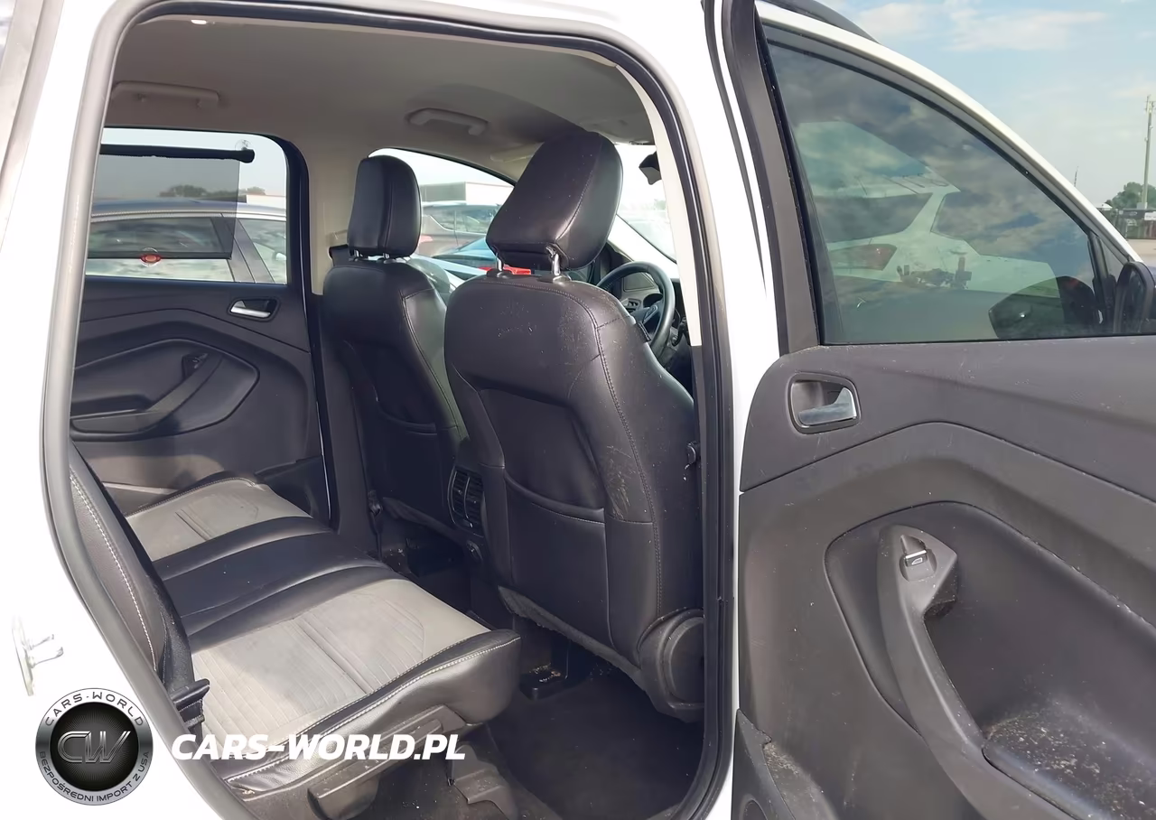 2019 Ford Escape Se VIN:1FMCU0GD9KUC02305 - 8