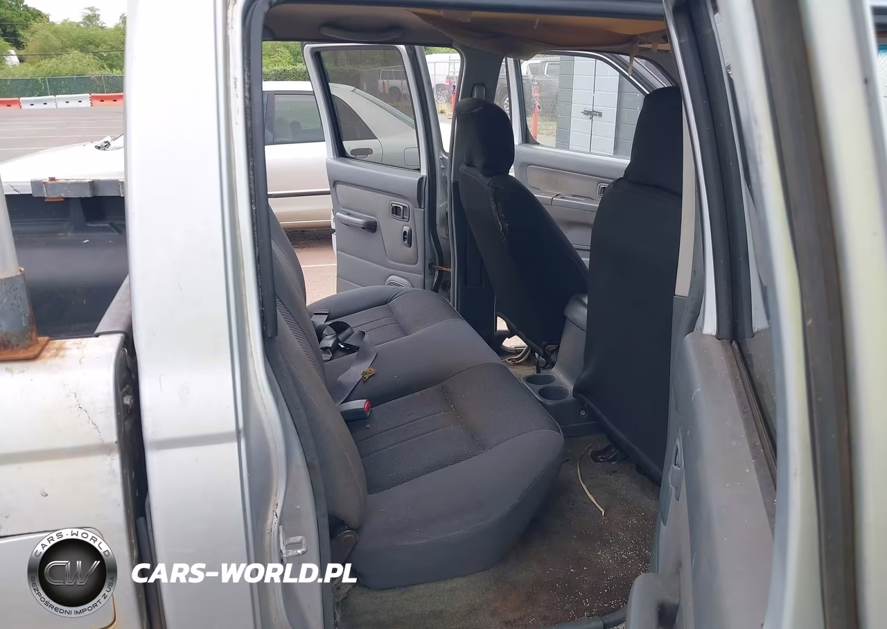 2001 Nissan Frontier Se-V6 VIN:1N6ED27T21C361569 - 8