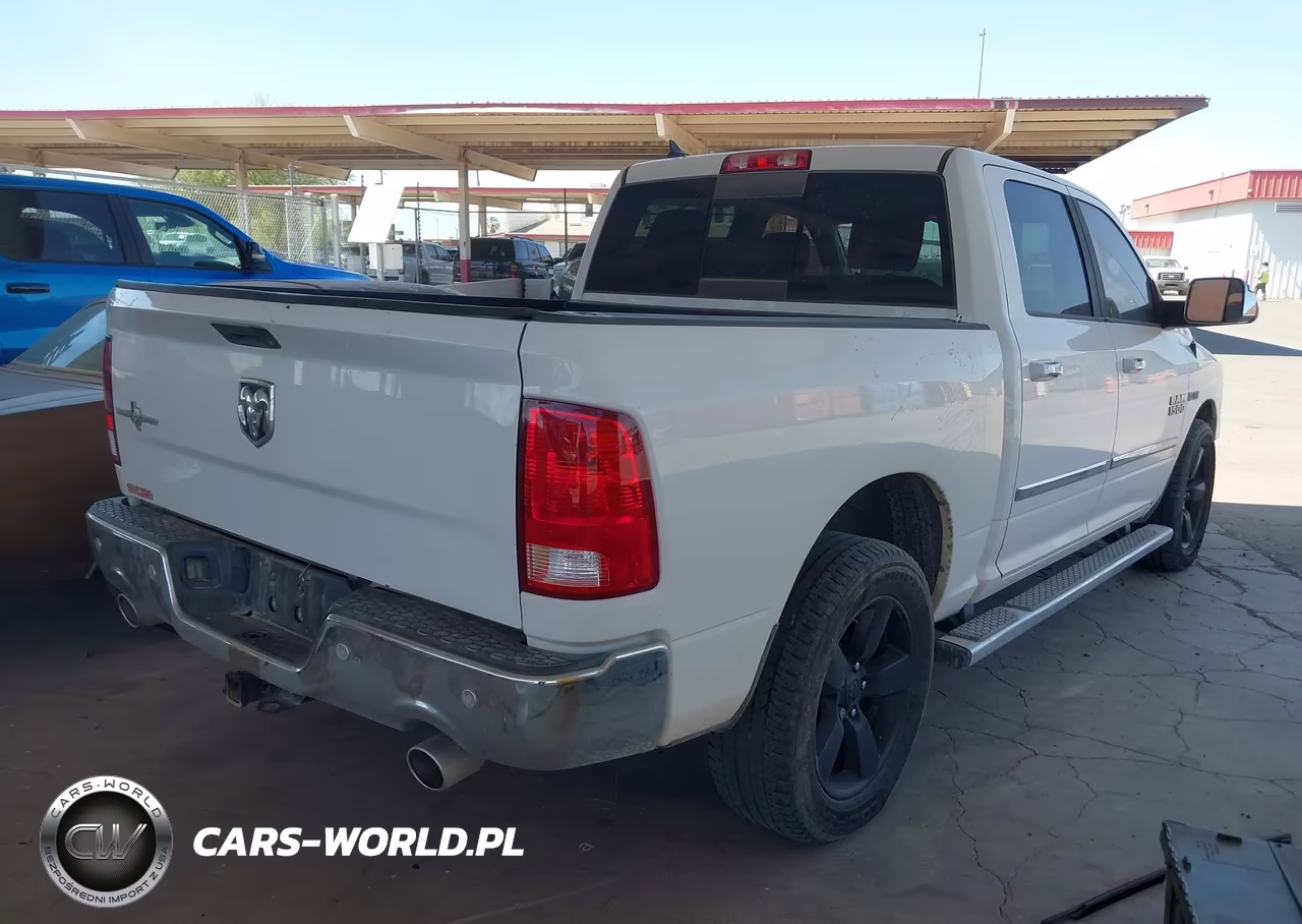 2016 Ram 1500 Lone Star VIN:1C6RR6LM5GS238673 - 4