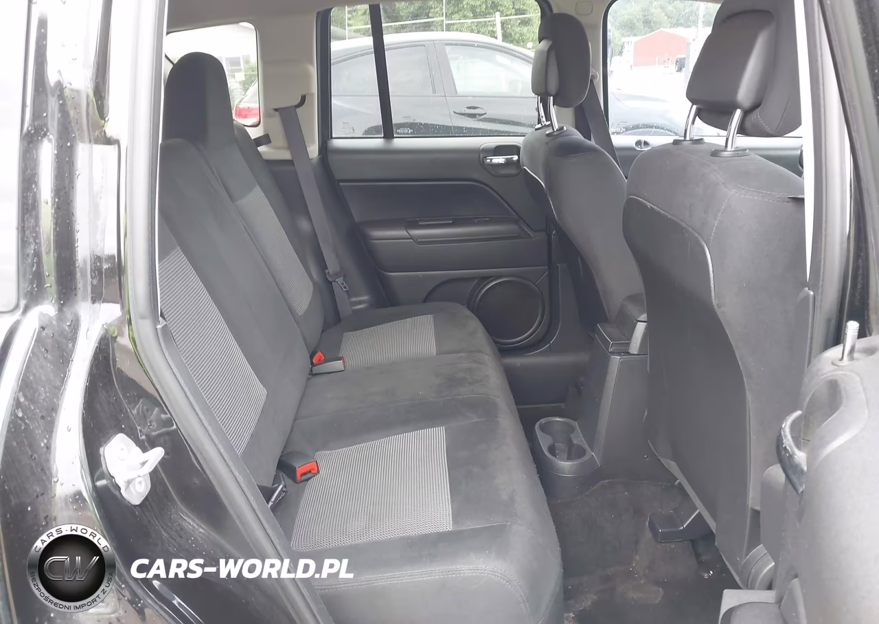 2016 Jeep Compass Sport VIN:1C4NJCBA9GD666643 - 8