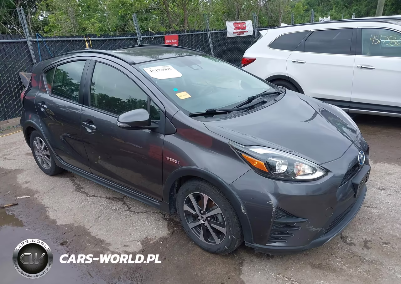 2018 Toyota Prius C Two