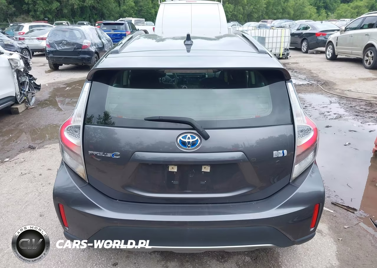 2018 Toyota Prius C Two VIN:JTDKDTB34J1607228 - 16