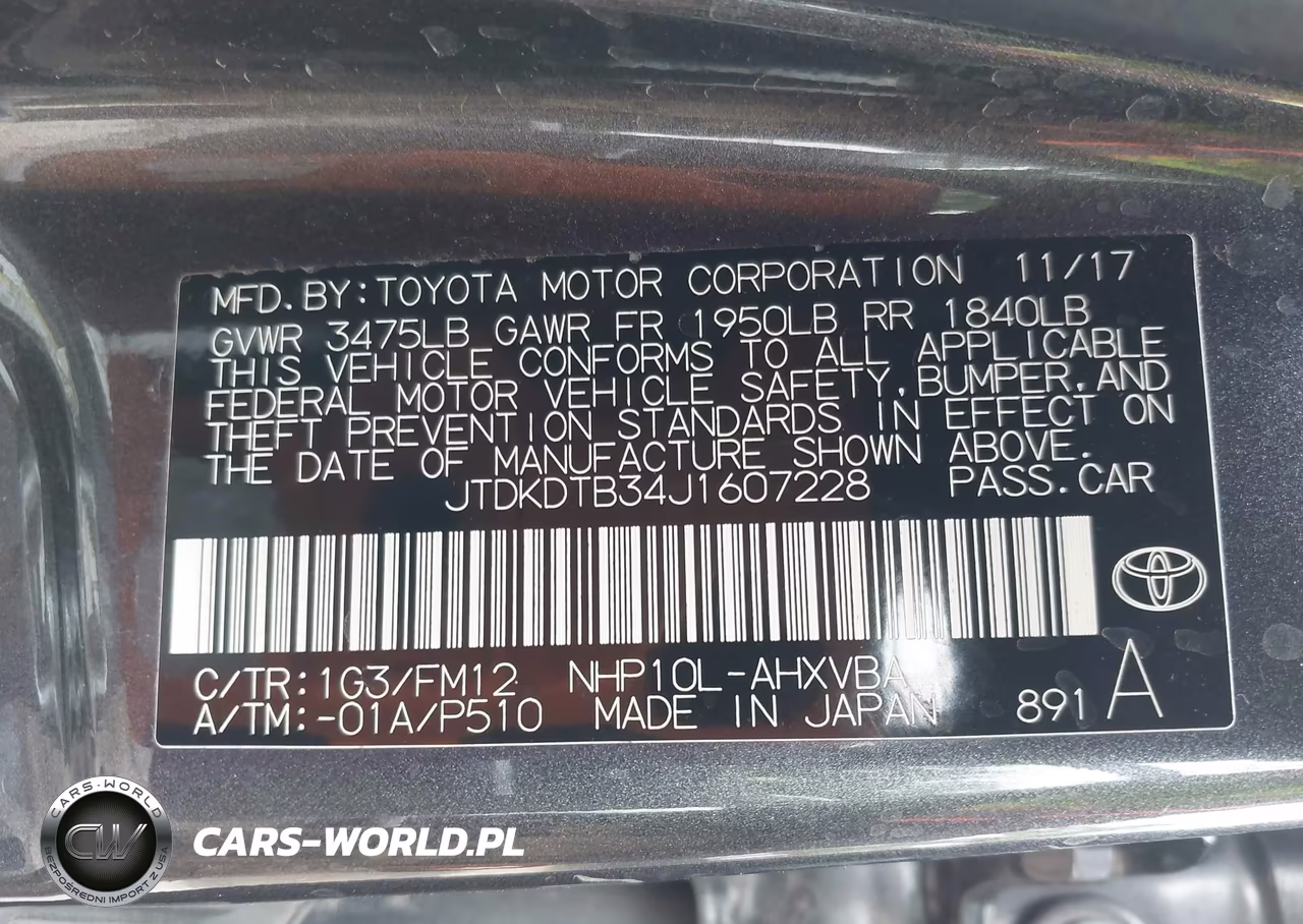 2018 Toyota Prius C Two VIN:JTDKDTB34J1607228 - 9