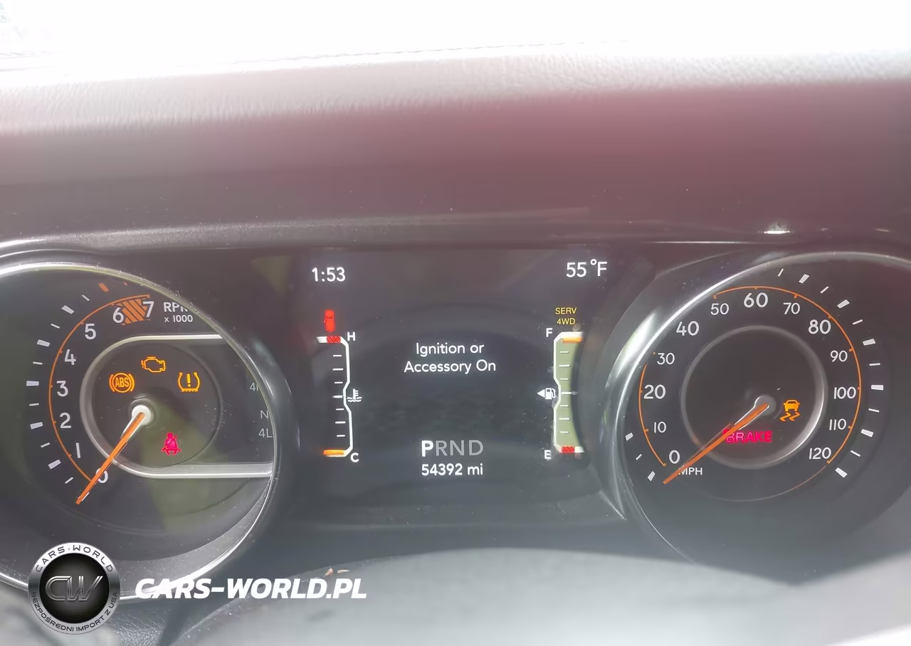 2021 Jeep Wrangler Unlimited Sahara Altitude 4X4 VIN:1C4HJXEN9MW764039 - 7