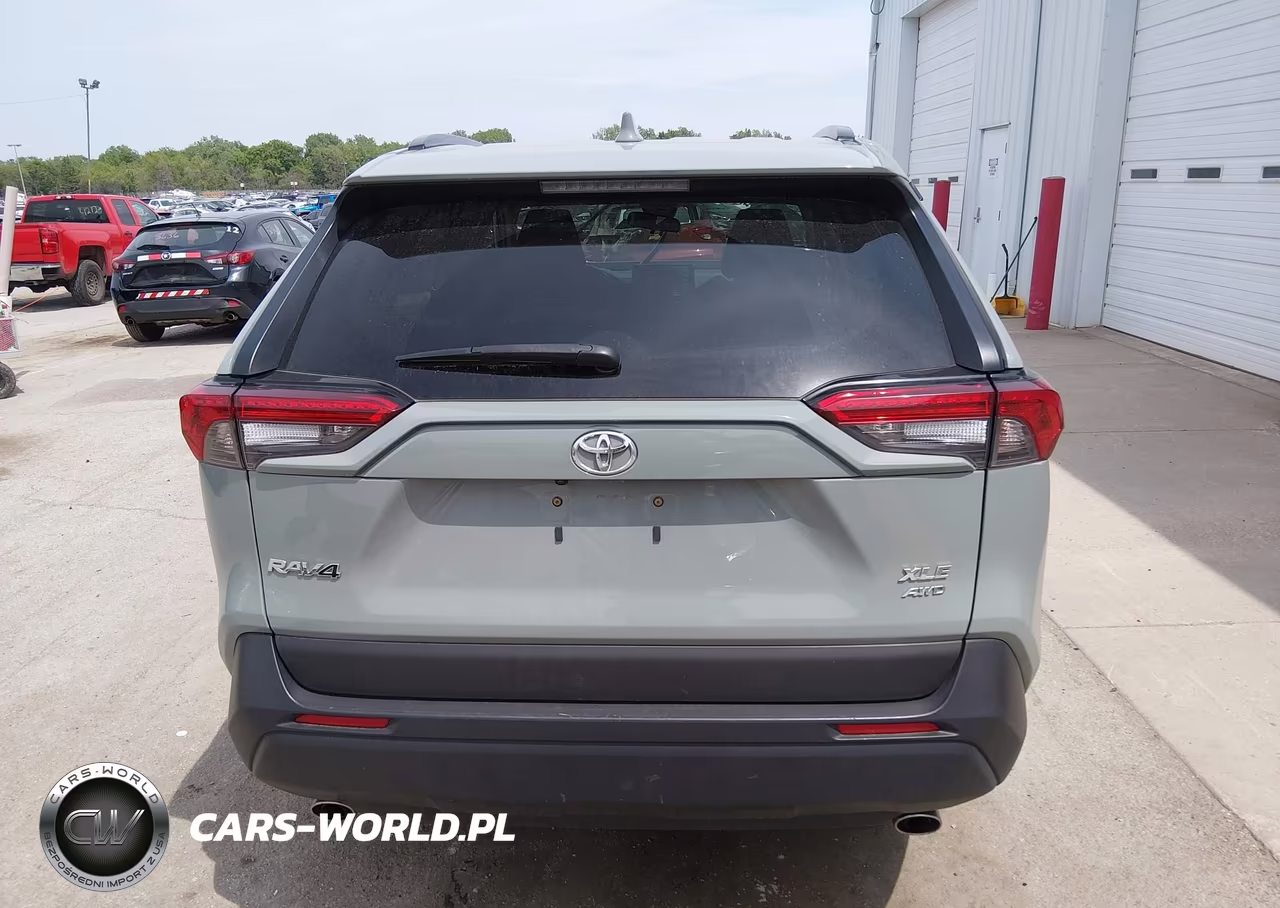 2022 Toyota Rav4 Xle VIN:2T3P1RFV3NW271186 - 17