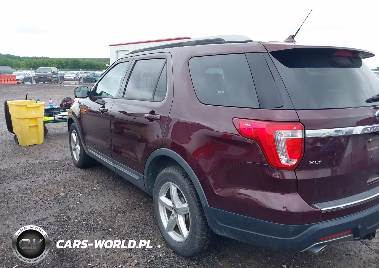 2018 Ford Explorer Xlt VIN:1FM5K7D85JGC63792 - 14