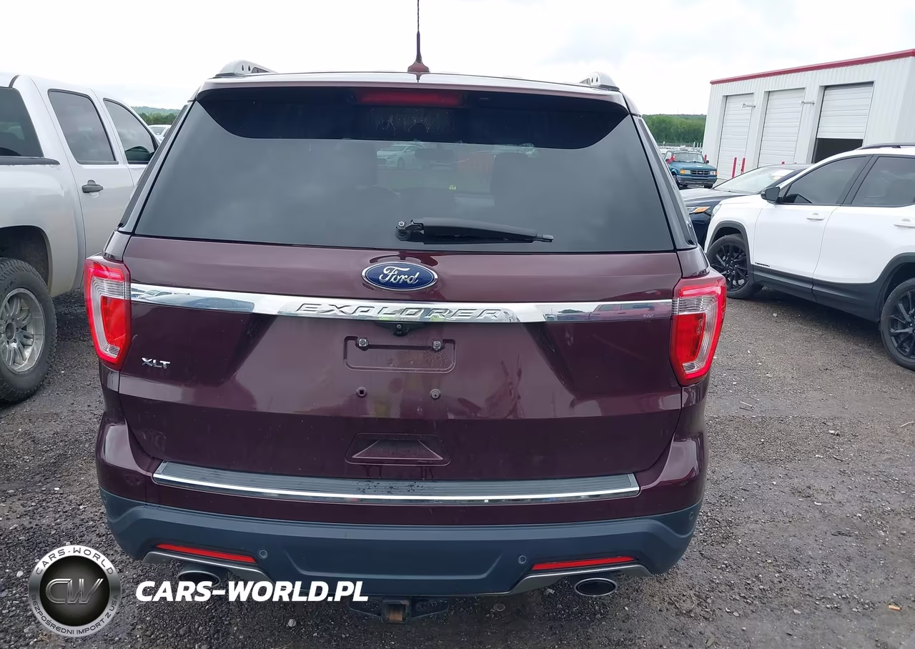 2018 Ford Explorer Xlt VIN:1FM5K7D85JGC63792 - 16
