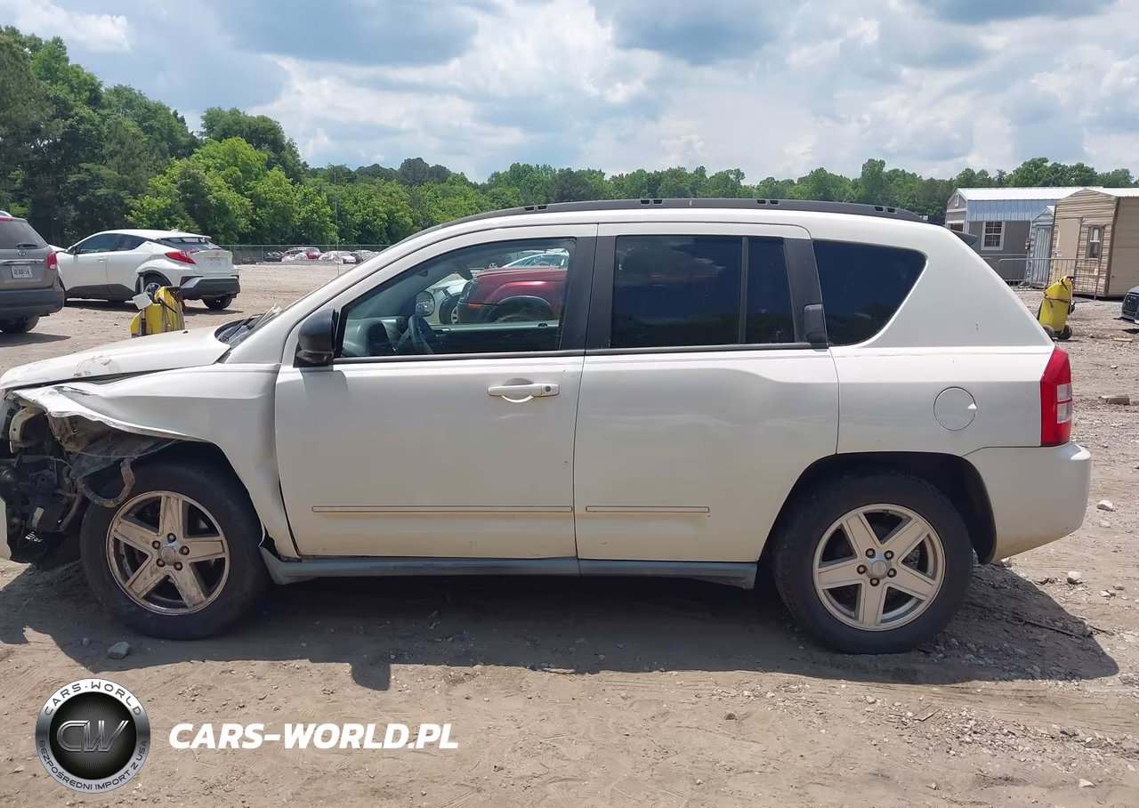 2010 Jeep Compass Sport VIN:1J4NT4FB4AD585490 - 14