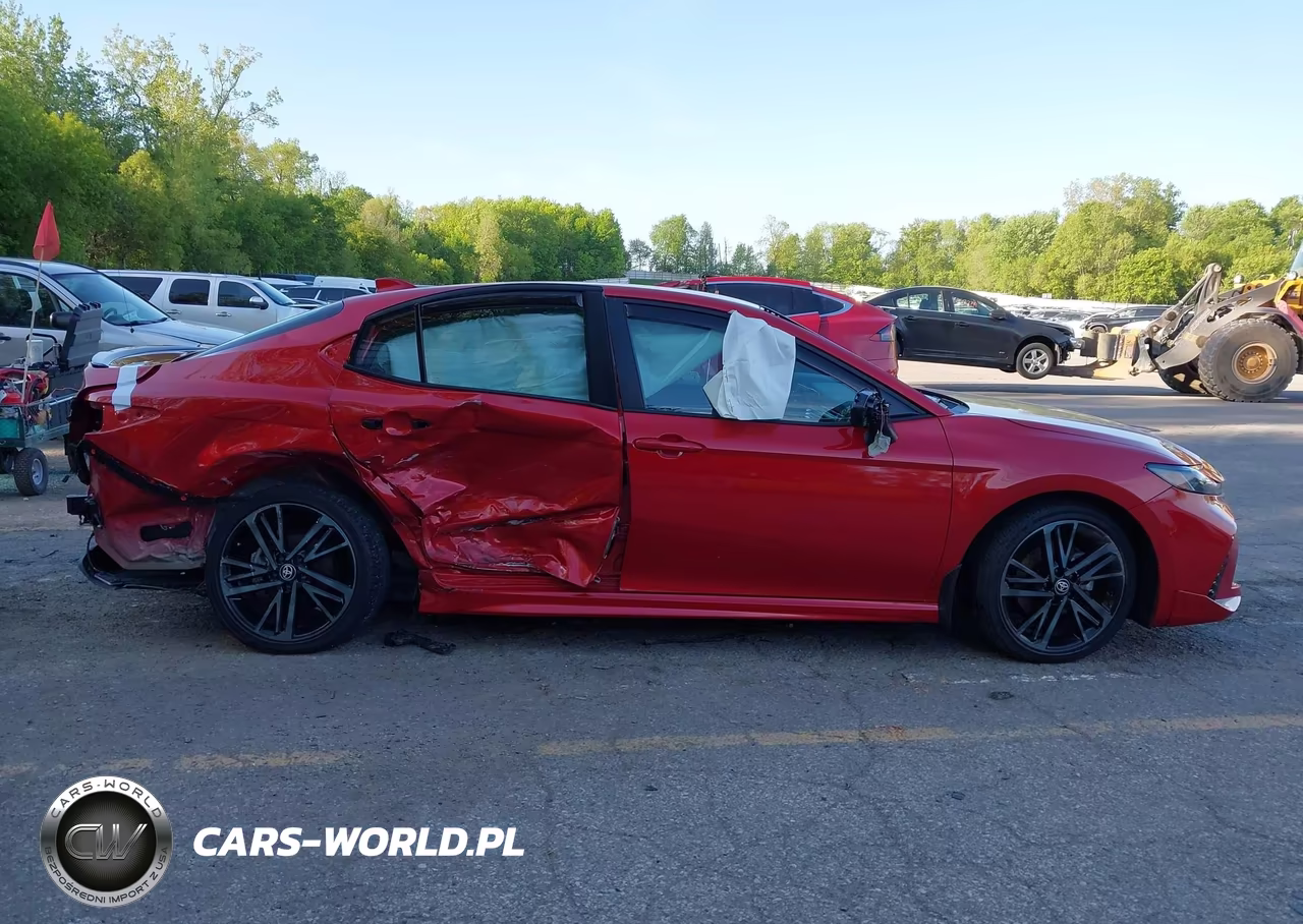 2025 Toyota Camry Xse VIN:4T1DBADK2SU011781 - 14