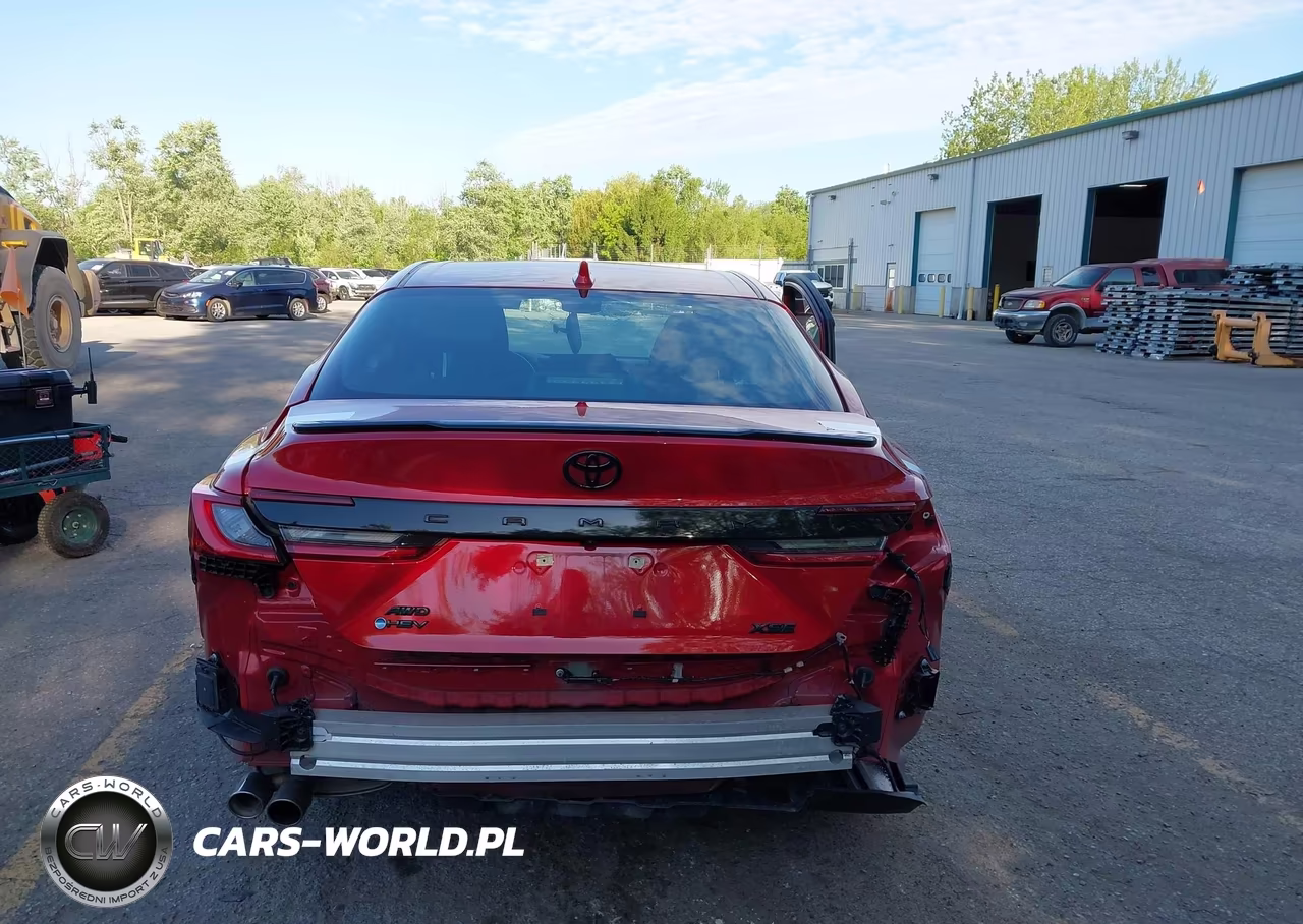 2025 Toyota Camry Xse VIN:4T1DBADK2SU011781 - 17