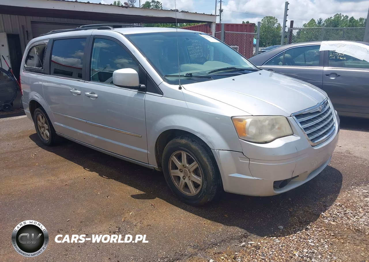 2010 Chrysler Town & Country Touring