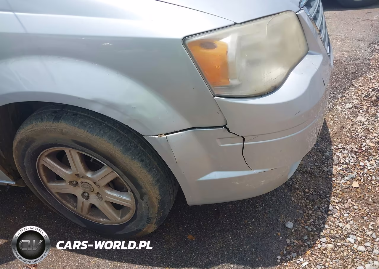 2010 Chrysler Town & Country Touring VIN:2A4RR5D11AR278677 - 14