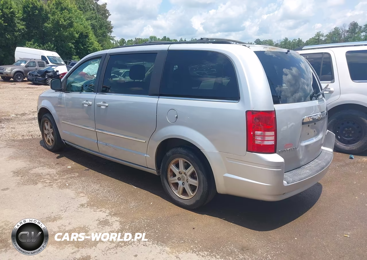 2010 Chrysler Town & Country Touring VIN:2A4RR5D11AR278677 - 3