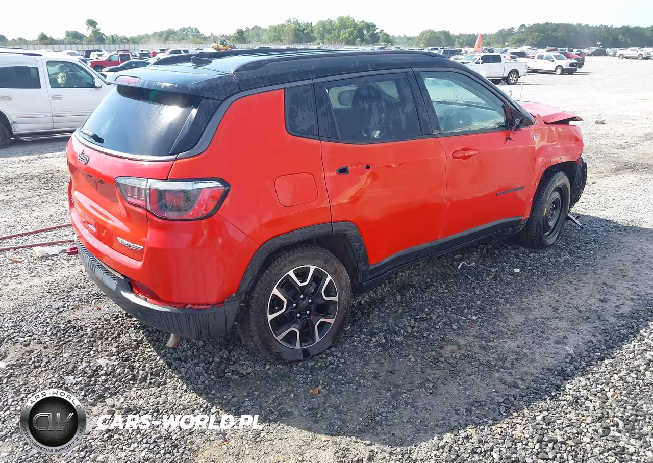 2019 Jeep Compass Trailhawk 4X4 VIN:3C4NJDDB7KT799867 - 4