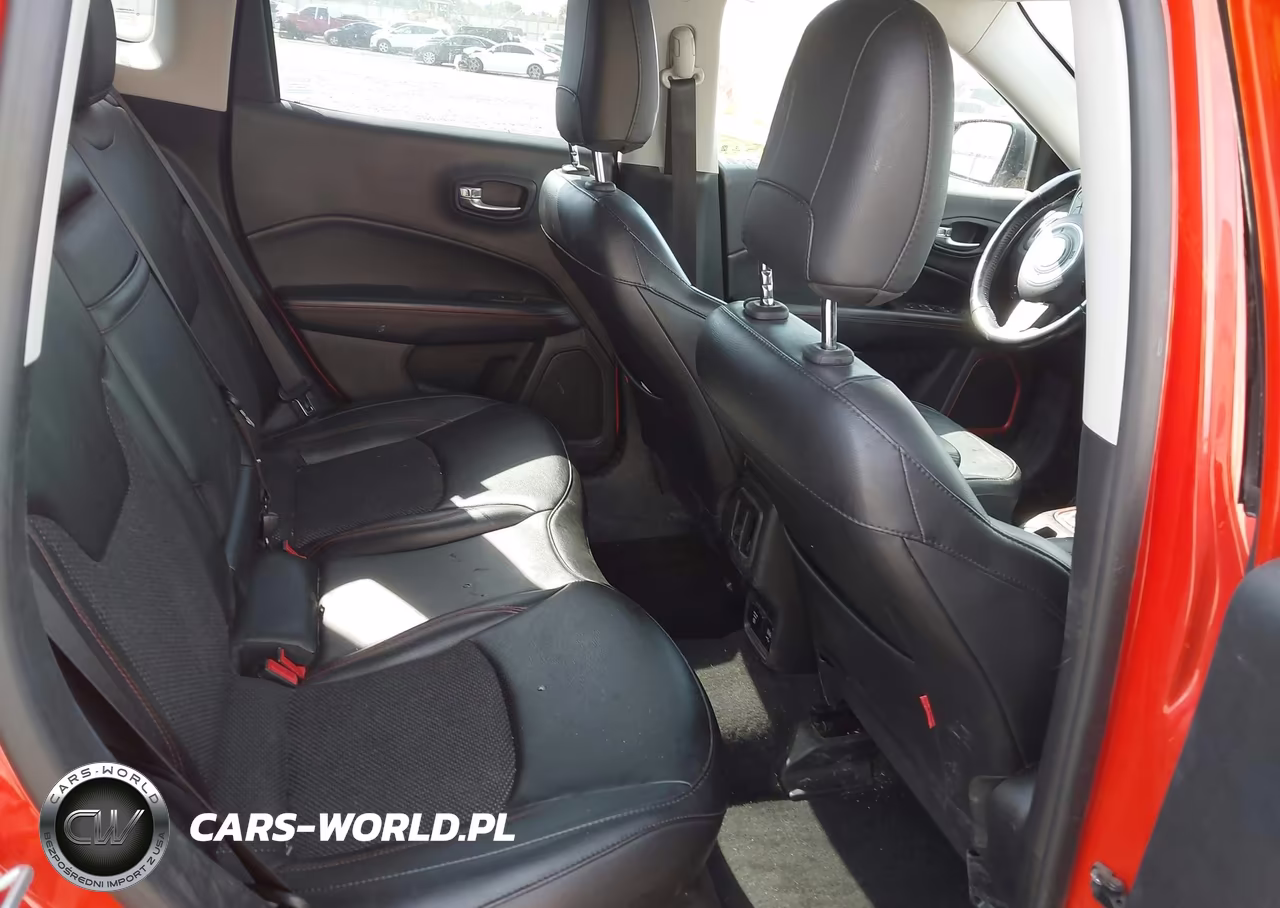 2019 Jeep Compass Trailhawk 4X4 VIN:3C4NJDDB7KT799867 - 8