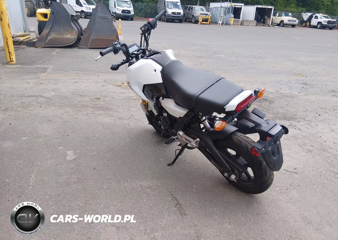 2025 Honda Grom A VIN:MLHJC925XS5301130 - 3