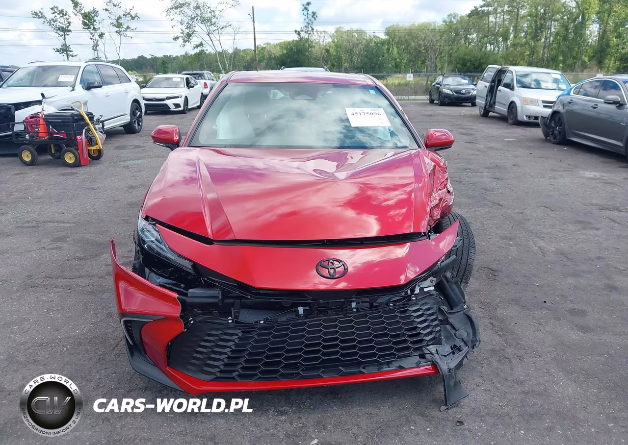2026 Toyota Camry Se VIN:4T1DAACKXTU237587 - 12