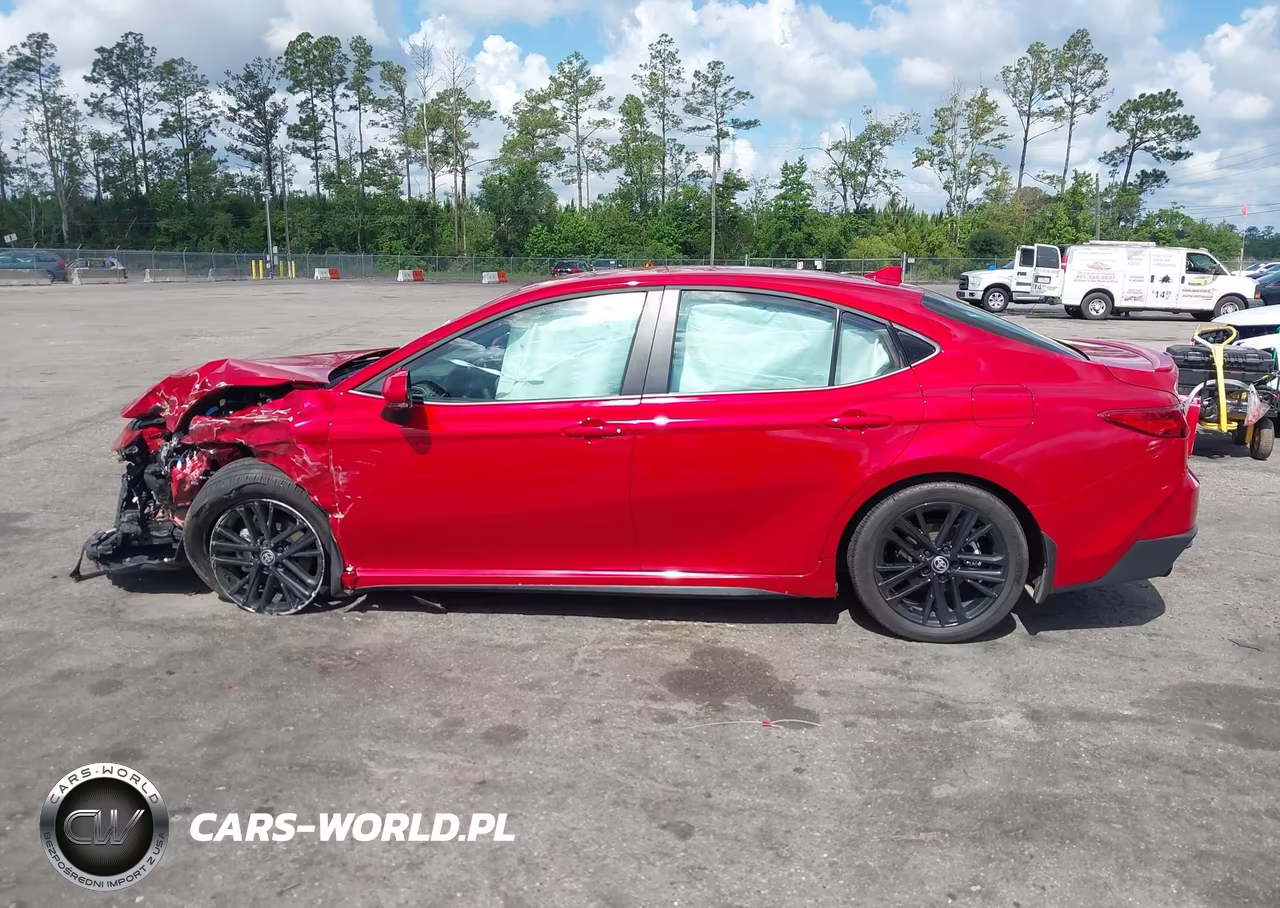 2026 Toyota Camry Se VIN:4T1DAACKXTU237587 - 14