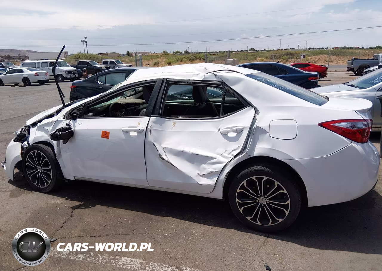 2014 Toyota Corolla S Plus VIN:5YFBURHE8EP070358 - 14