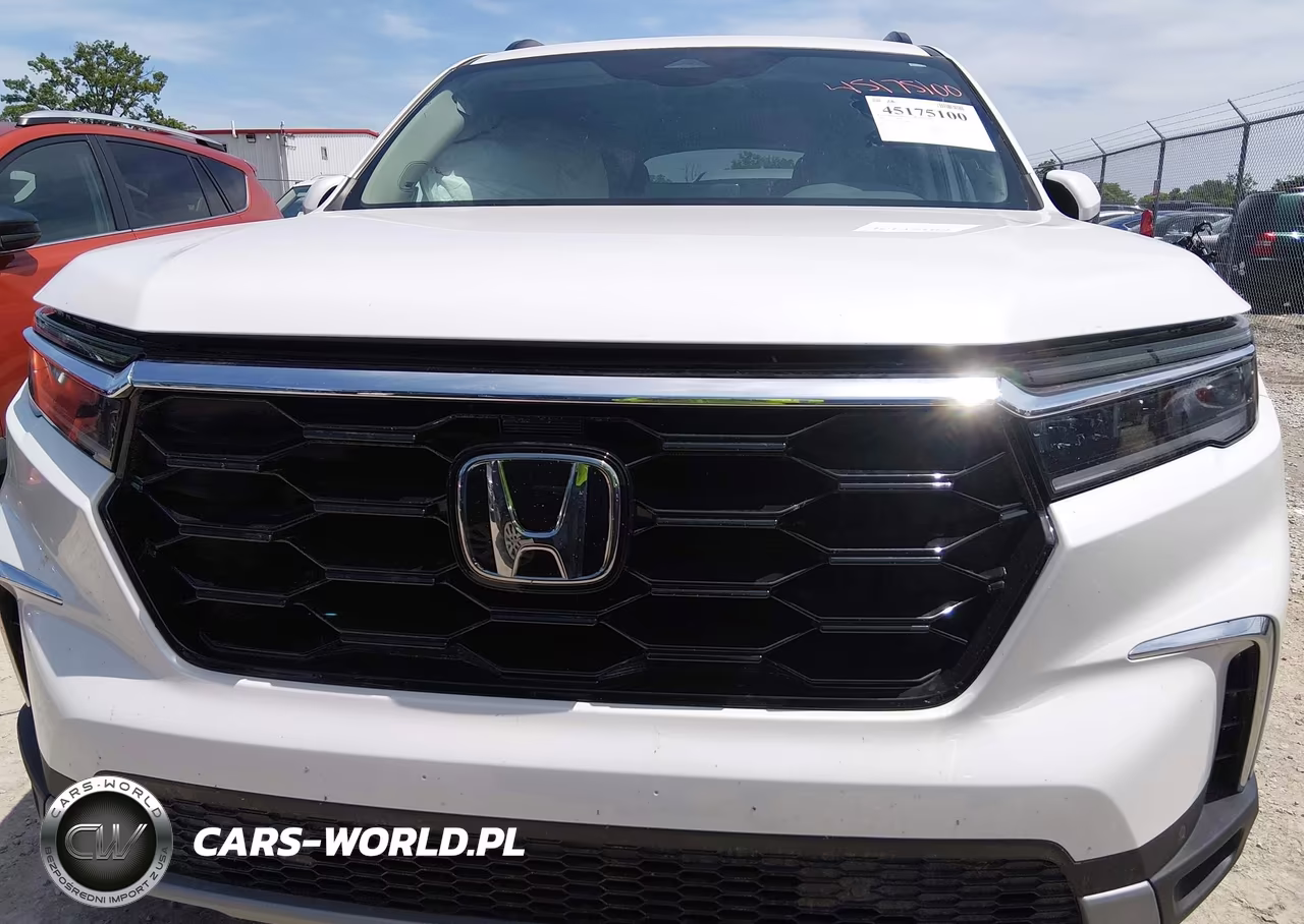 2025 Honda Pilot Touring VIN:5FNYG2H74SB008988 - 12