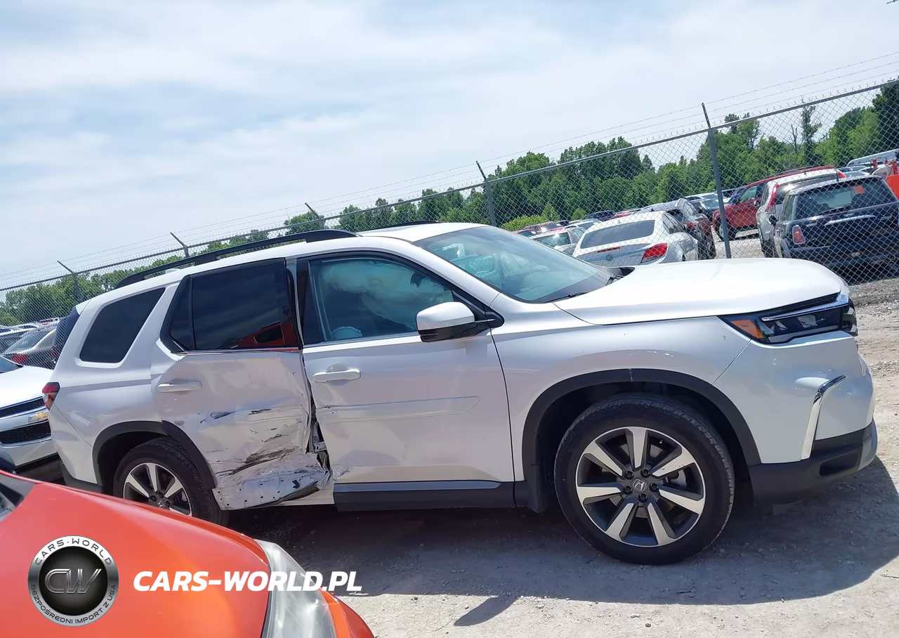 2025 Honda Pilot Touring VIN:5FNYG2H74SB008988 - 13